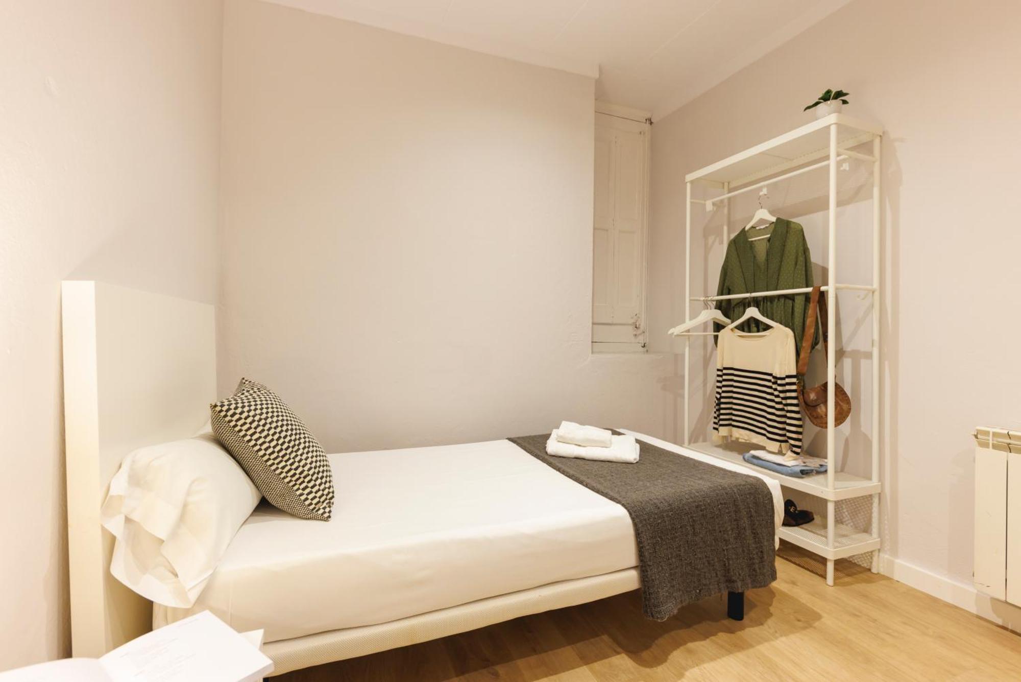 Bravissimo Apartaments Mora 4 Girona Kültér fotó