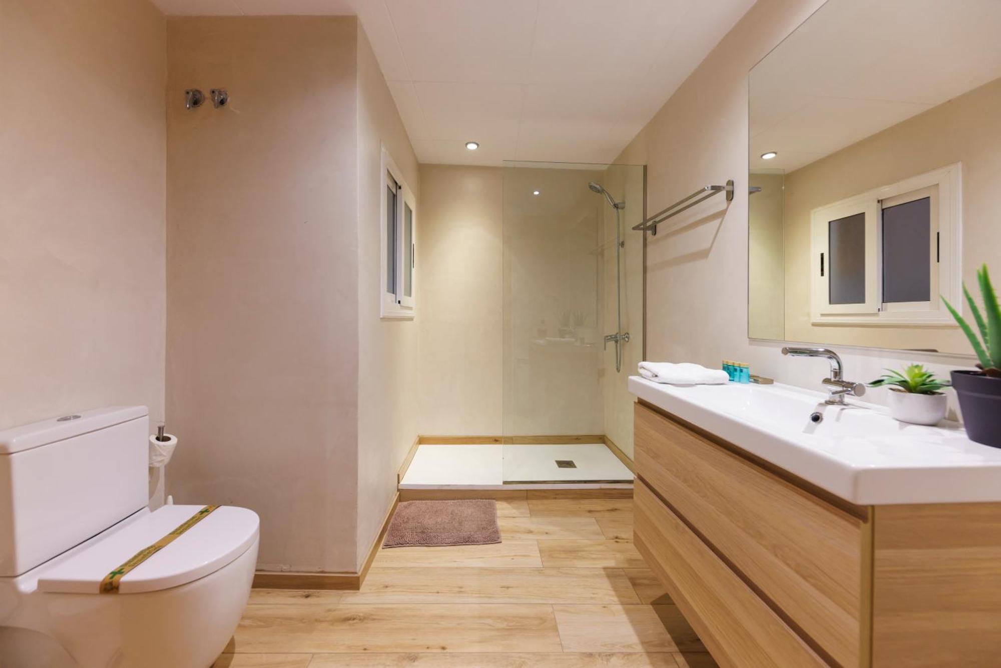 Bravissimo Apartaments Mora 4 Girona Kültér fotó