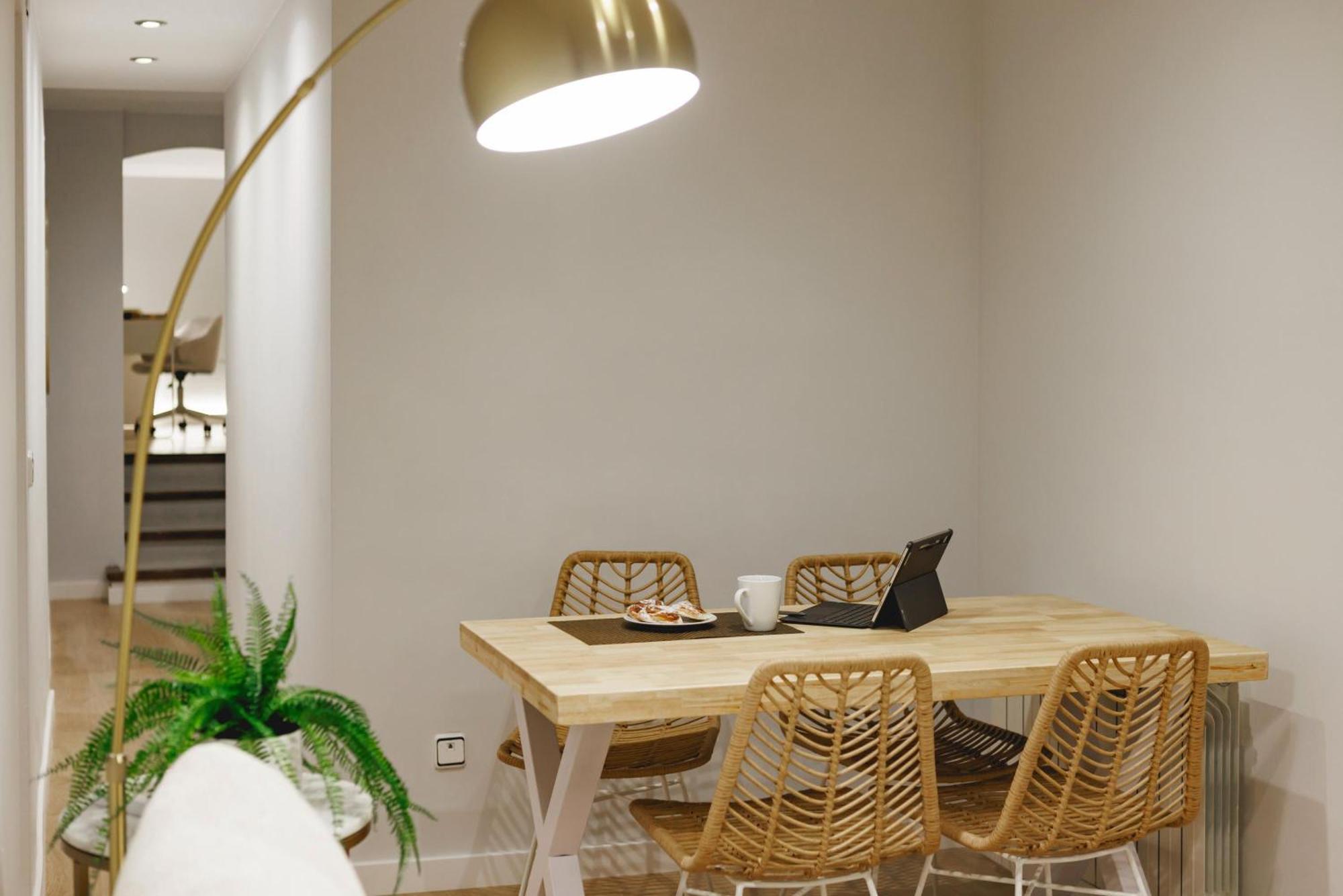 Bravissimo Apartaments Mora 4 Girona Kültér fotó
