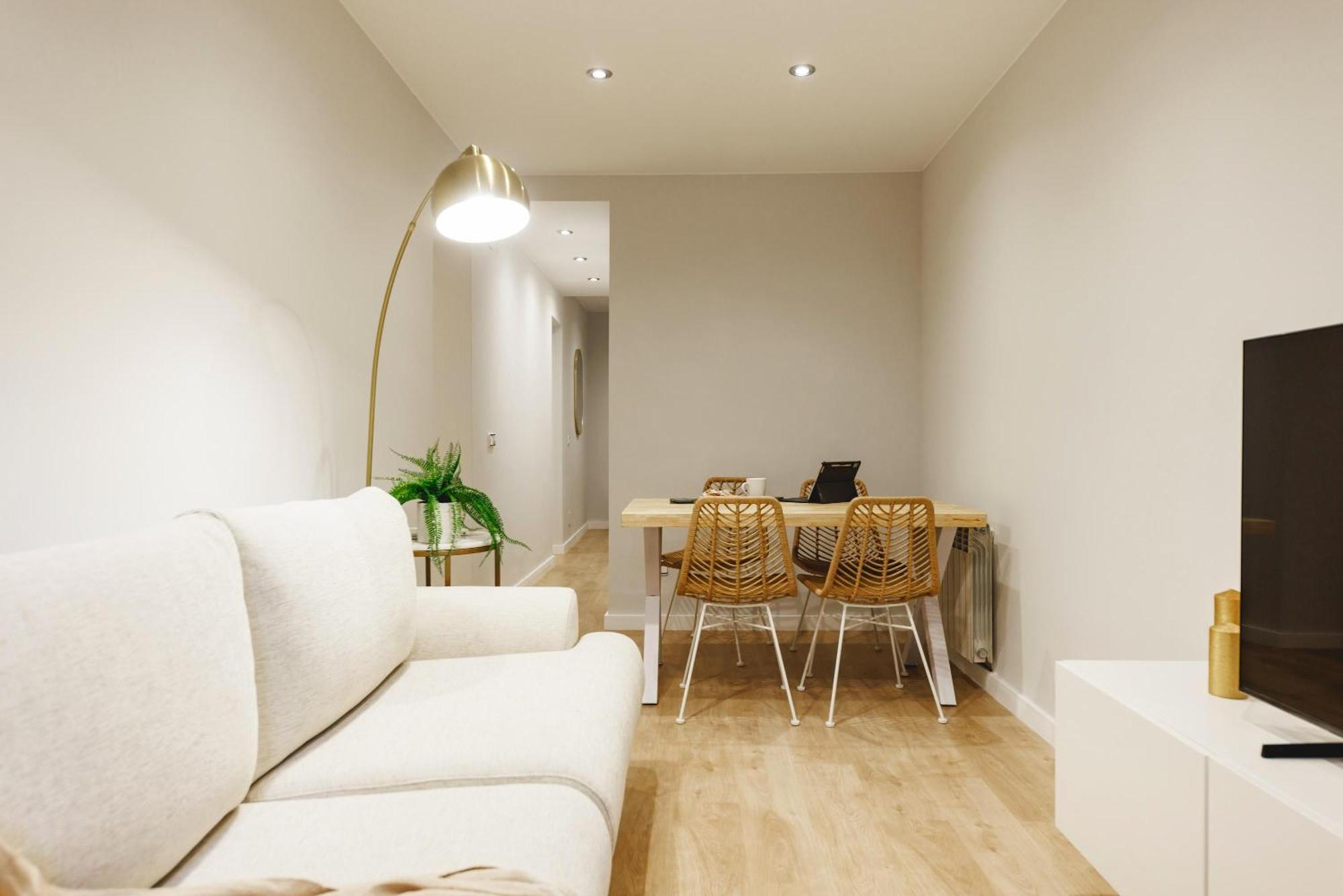 Bravissimo Apartaments Mora 4 Girona Kültér fotó