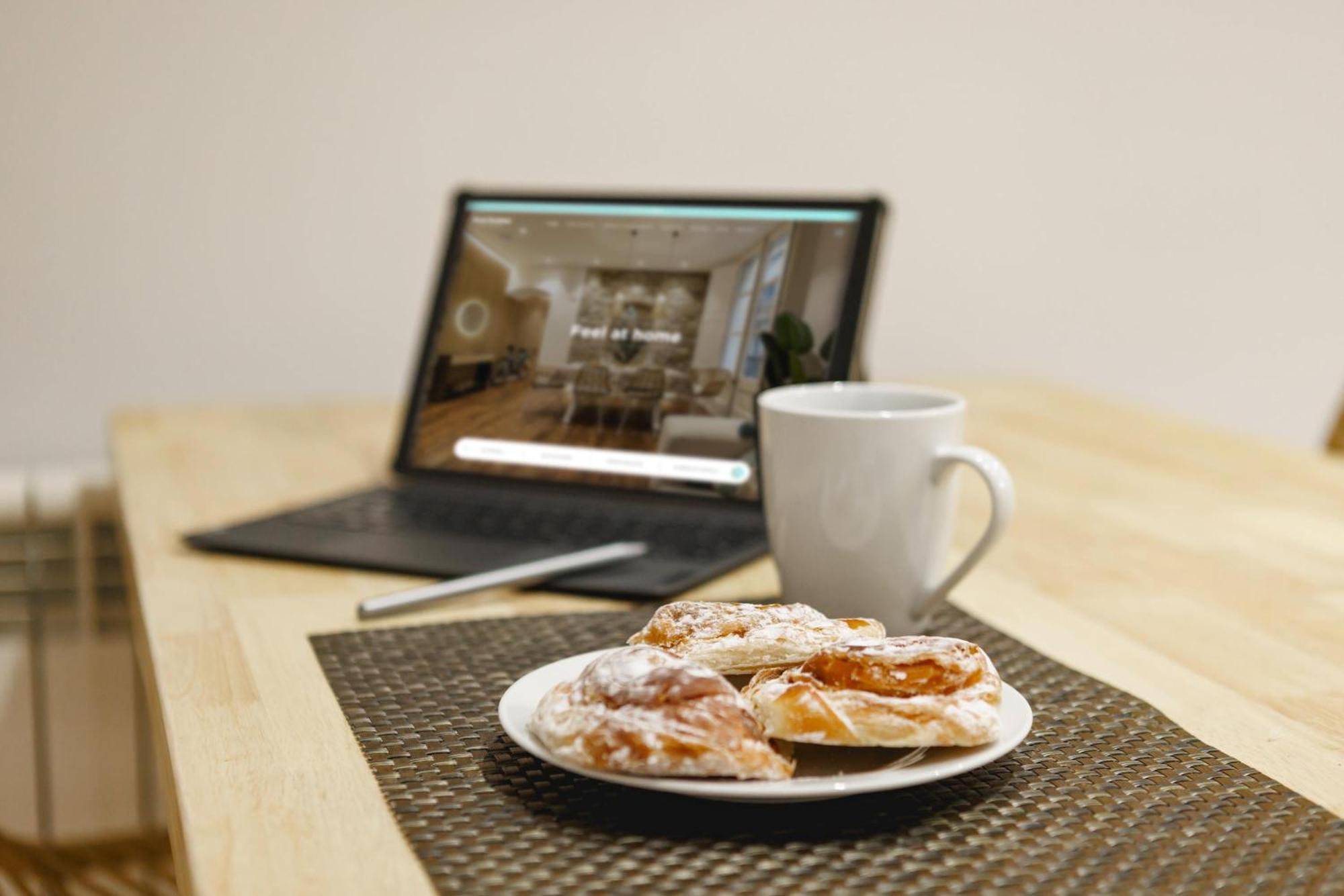 Bravissimo Apartaments Mora 4 Girona Szoba fotó