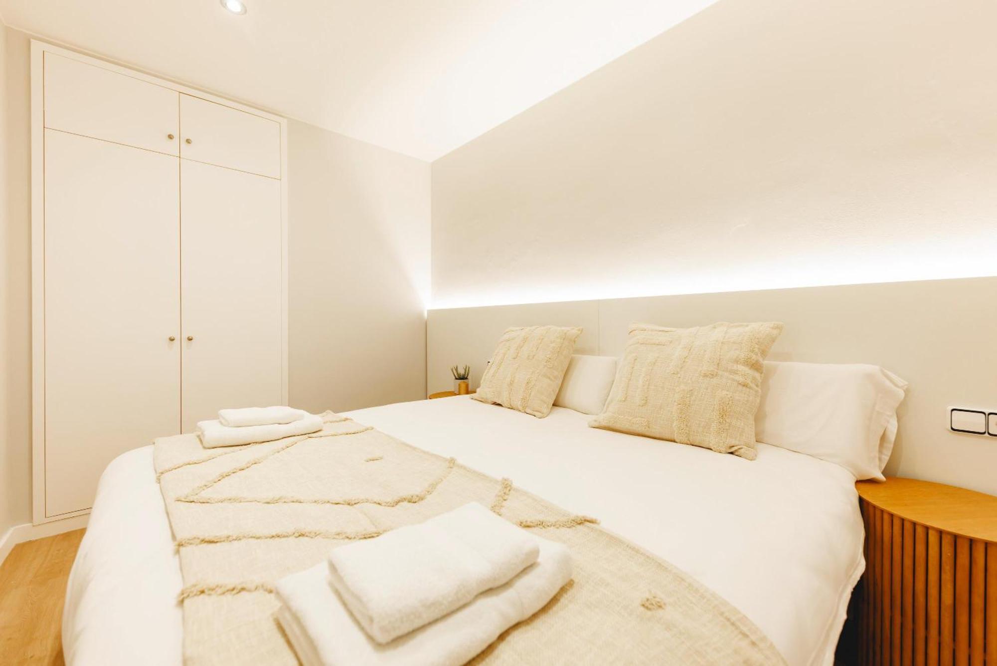 Bravissimo Apartaments Mora 4 Girona Kültér fotó