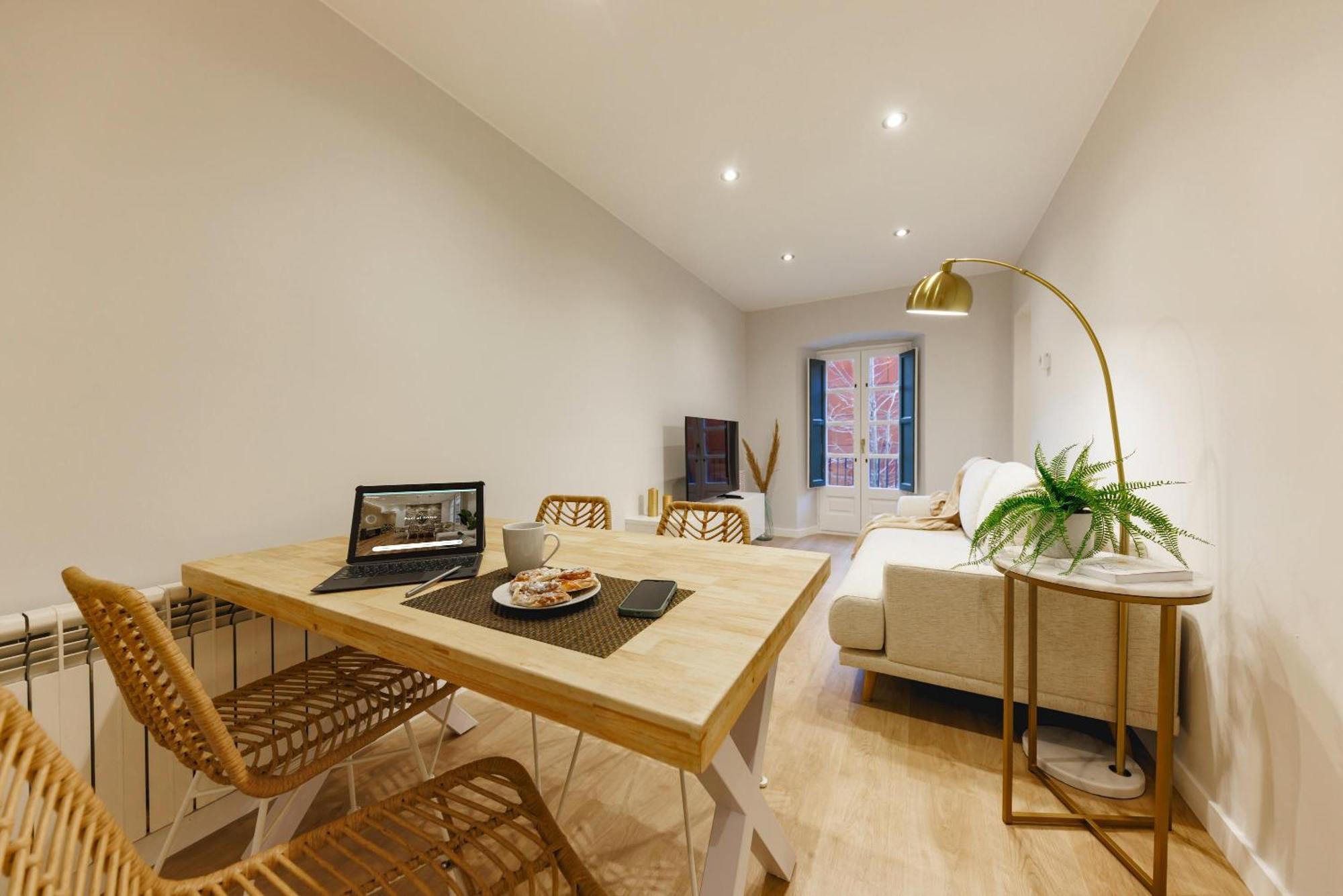 Bravissimo Apartaments Mora 4 Girona Kültér fotó